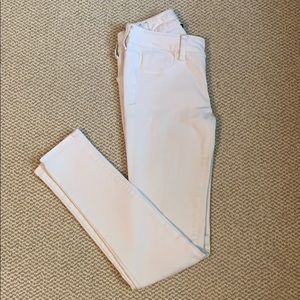 White American Eagle Jeans